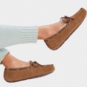 UGG MOCCASINS
